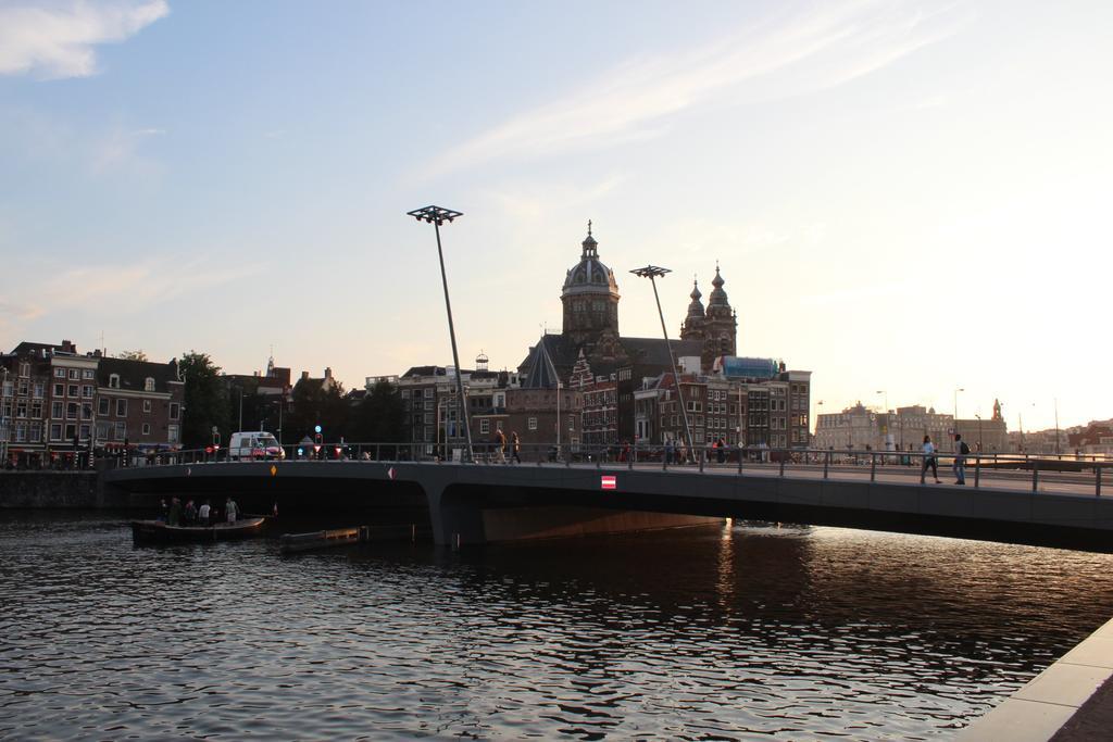 Hotel Restaurant Old Bridge Amsterdam Bagian luar foto